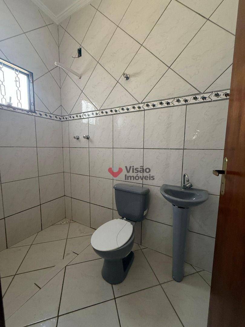 Casa à venda com 2 quartos, 70m² - Foto 16
