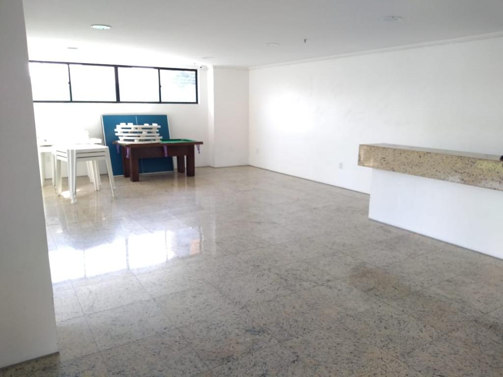 Apartamento à venda com 3 quartos, 160m² - Foto 6