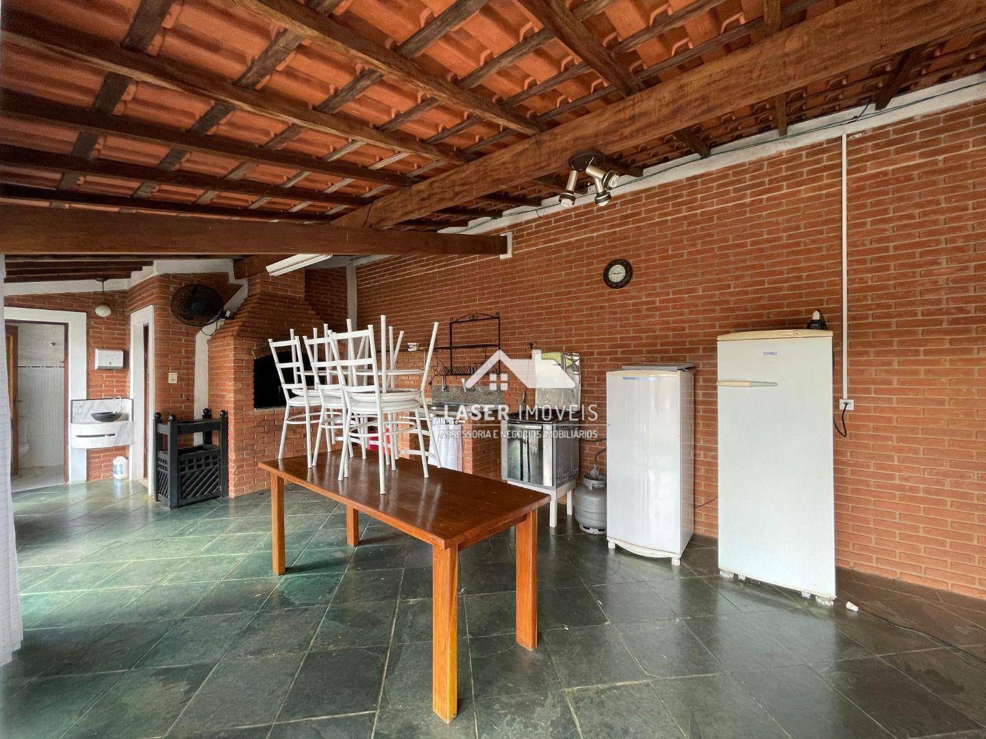 Chácara à venda com 4 quartos, 791m² - Foto 32