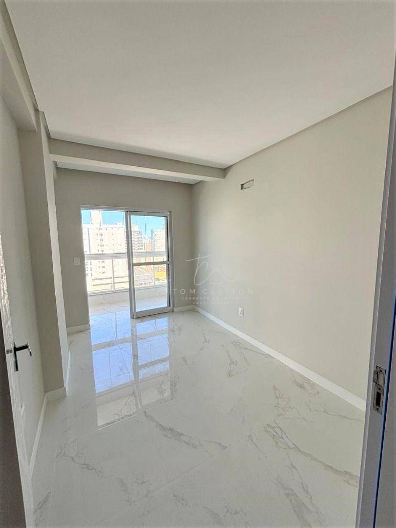 Apartamento à venda com 3 quartos, 89m² - Foto 6