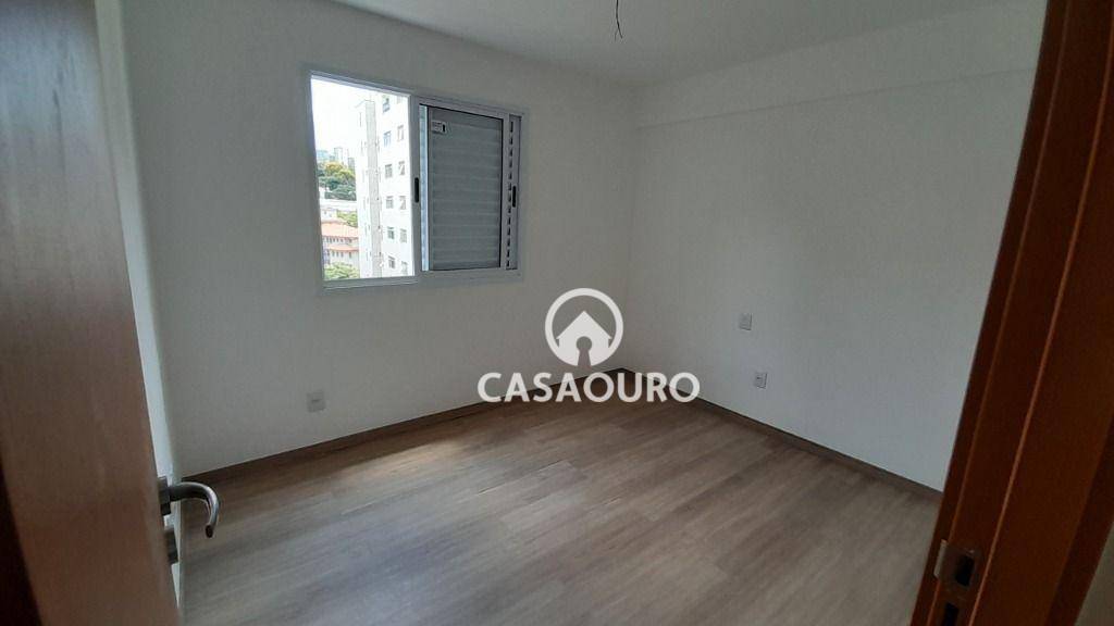 Apartamento à venda com 2 quartos, 62m² - Foto 10