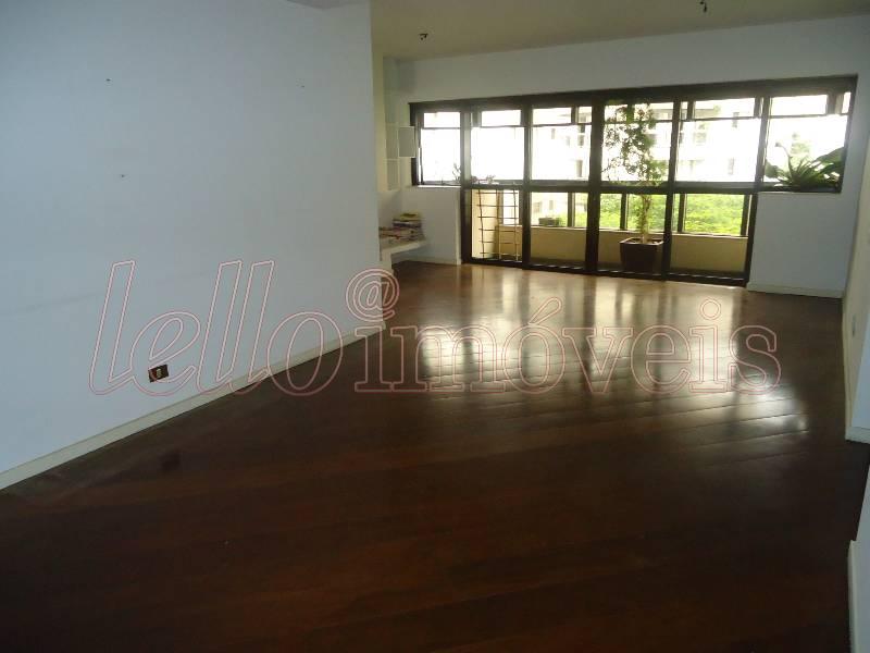 Apartamento para alugar com 3 quartos, 160m² - Foto 4