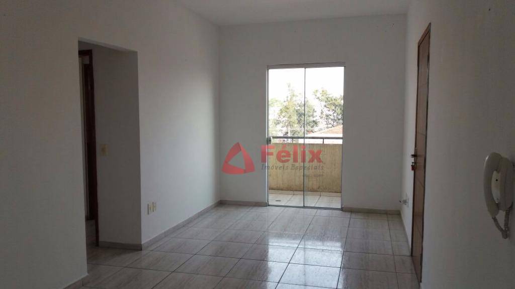 Apartamento à venda com 2 quartos, 66m² - Foto 1