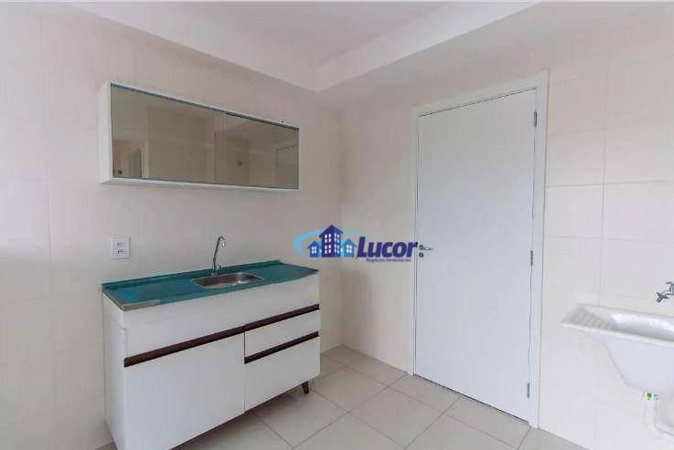 Apartamento à venda com 2 quartos, 33m² - Foto 11