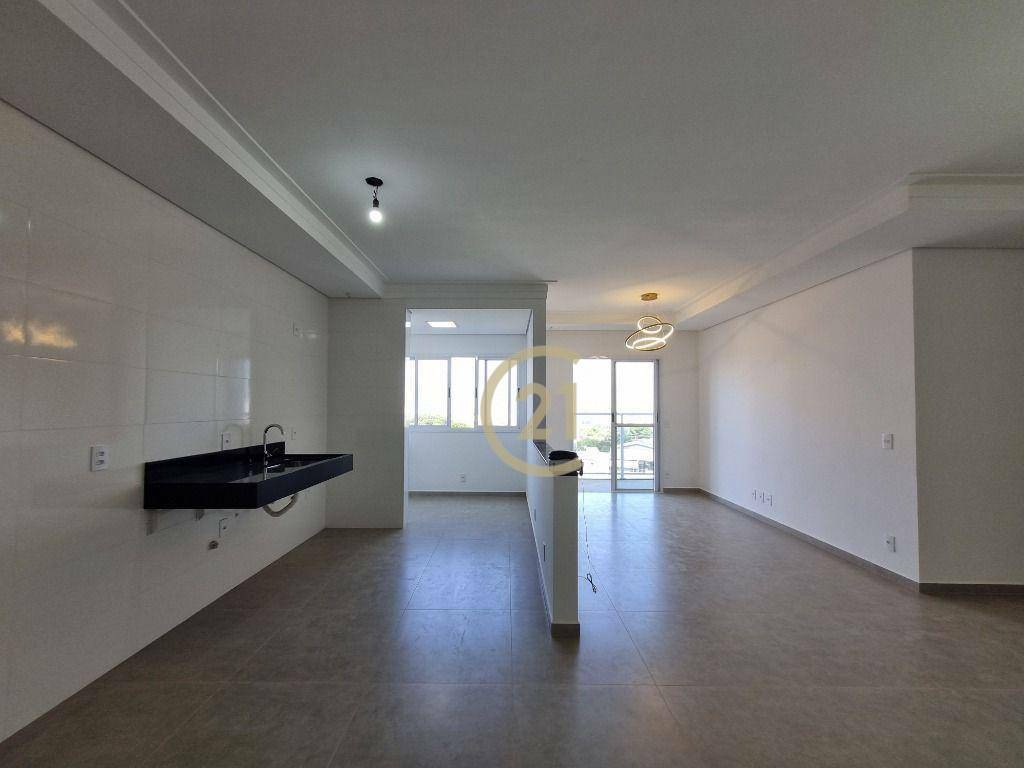 Apartamento à venda com 3 quartos, 94m² - Foto 7