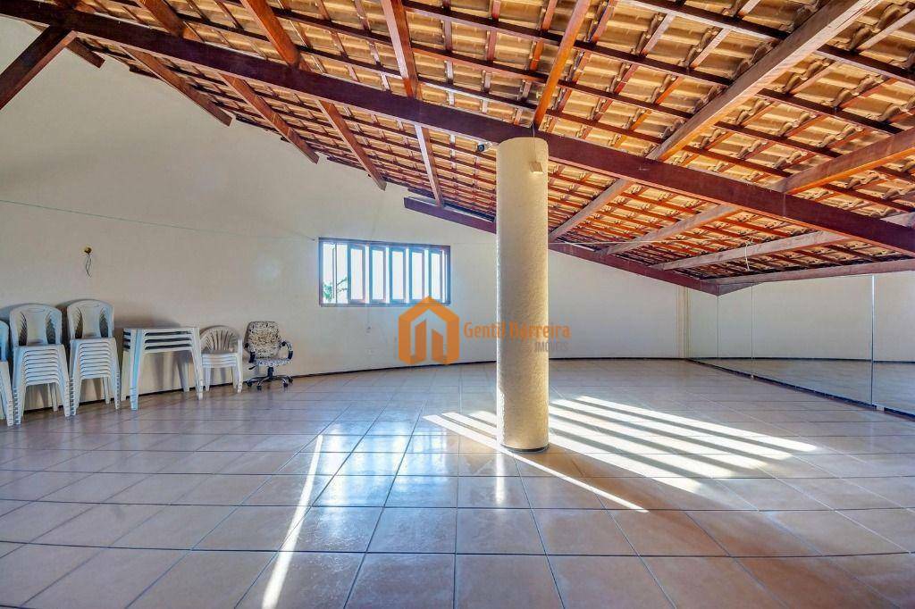 Casa à venda com 4 quartos, 1300m² - Foto 26