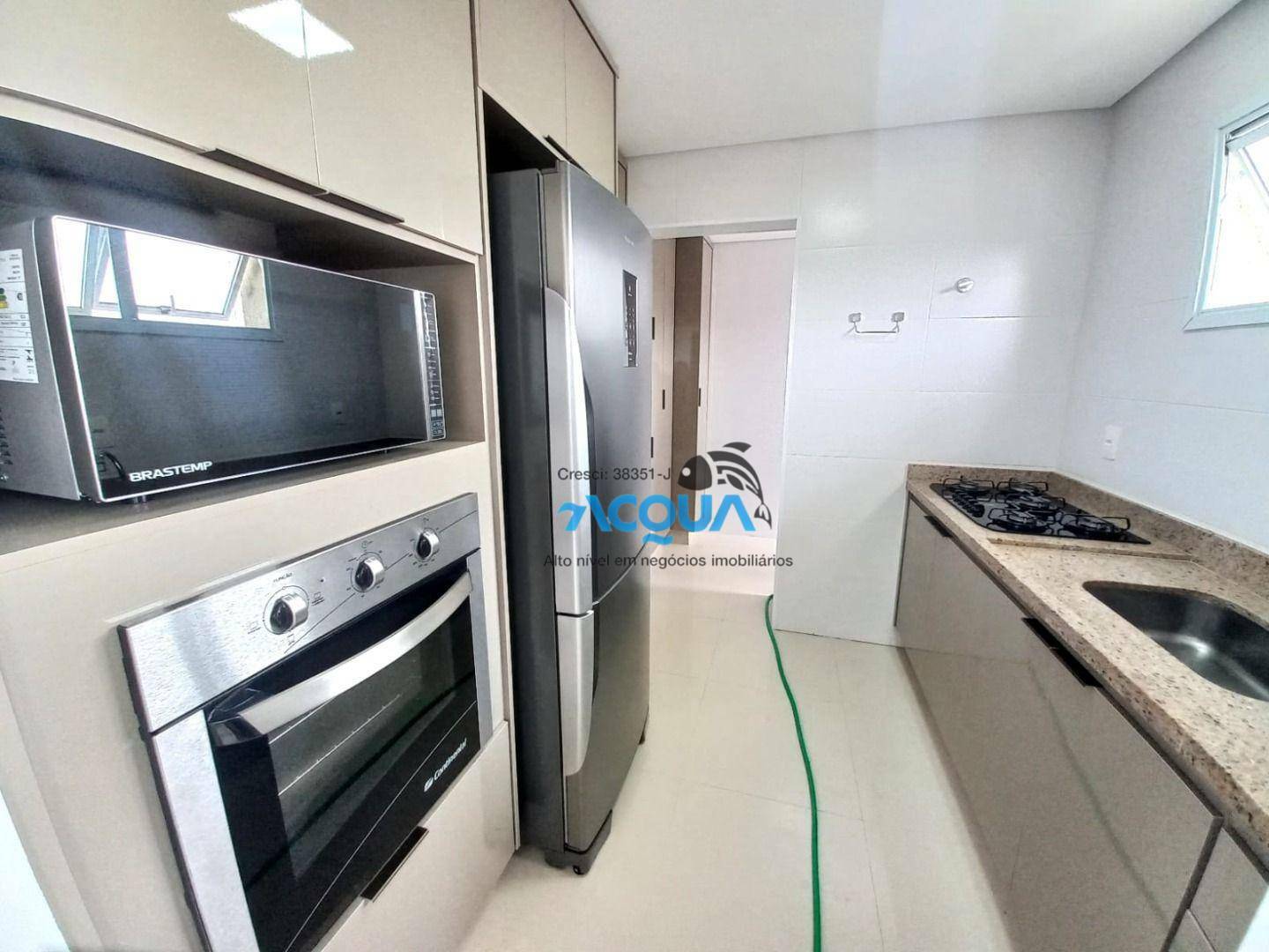 Cobertura à venda com 3 quartos, 219m² - Foto 5