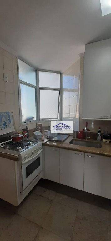 Apartamento à venda com 4 quartos, 128m² - Foto 26