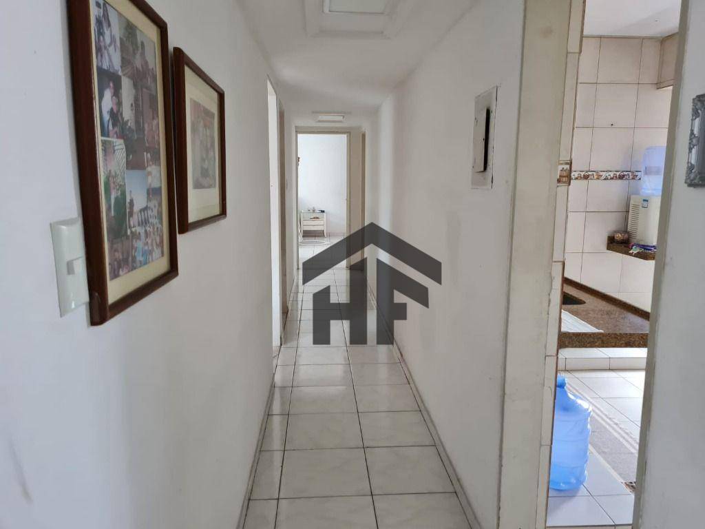 Apartamento à venda com 3 quartos, 175m² - Foto 13