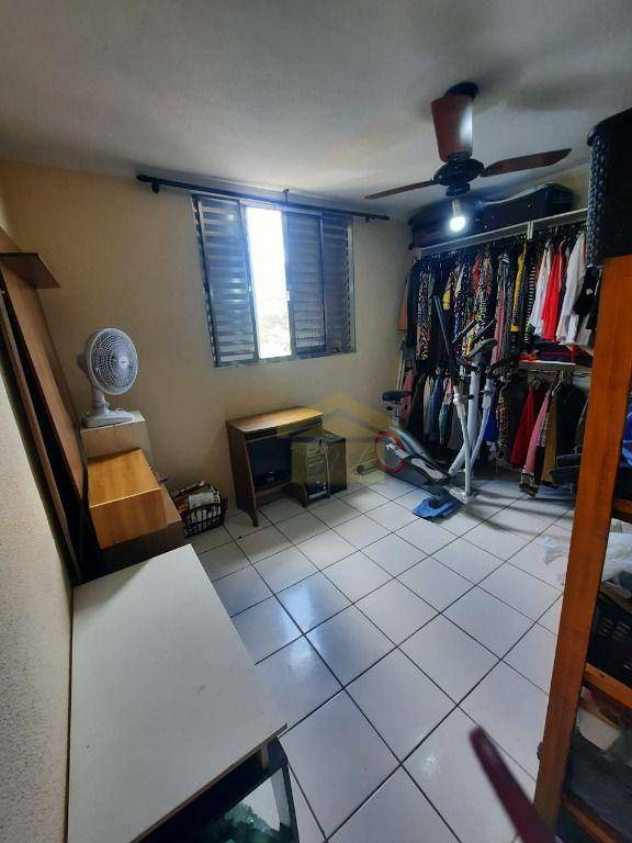 Apartamento à venda com 2 quartos, 67m² - Foto 11