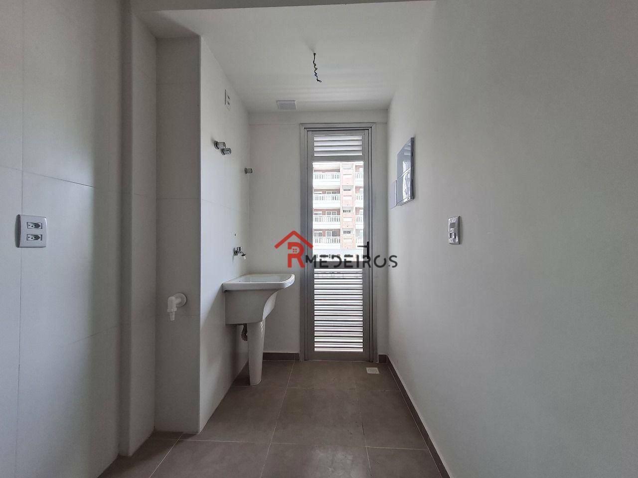 Apartamento à venda com 2 quartos, 101m² - Foto 15