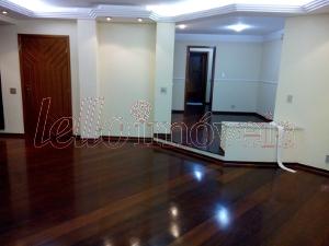 Apartamento para alugar com 3 quartos, 202m² - Foto 2