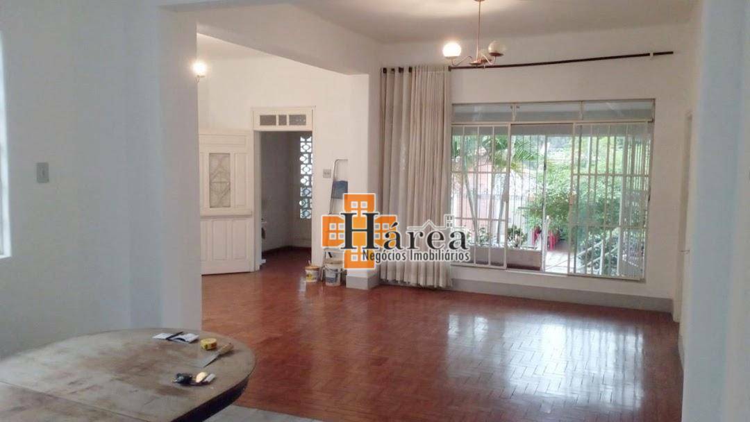 Casa para alugar com 3 quartos, 160m² - Foto 2