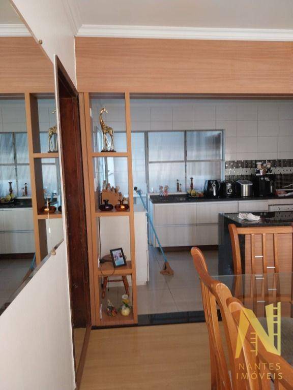 Apartamento à venda com 3 quartos, 122m² - Foto 5