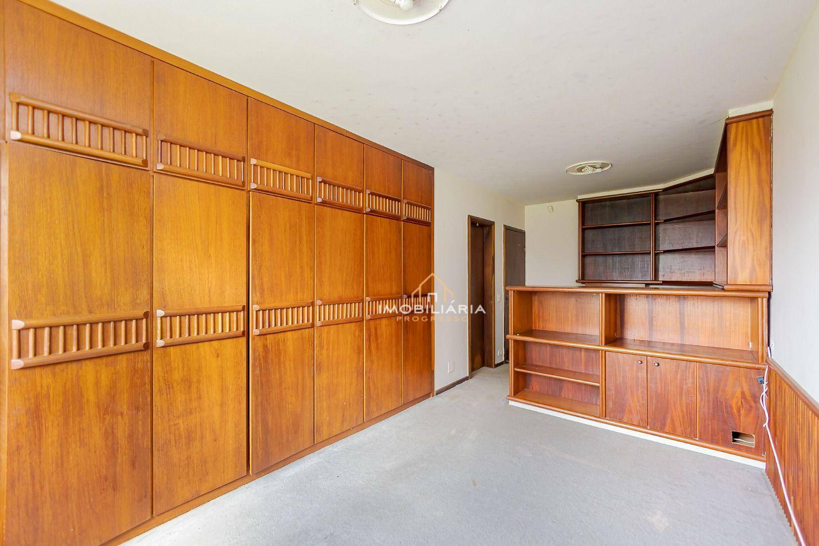 Casa para alugar com 4 quartos, 285m² - Foto 79