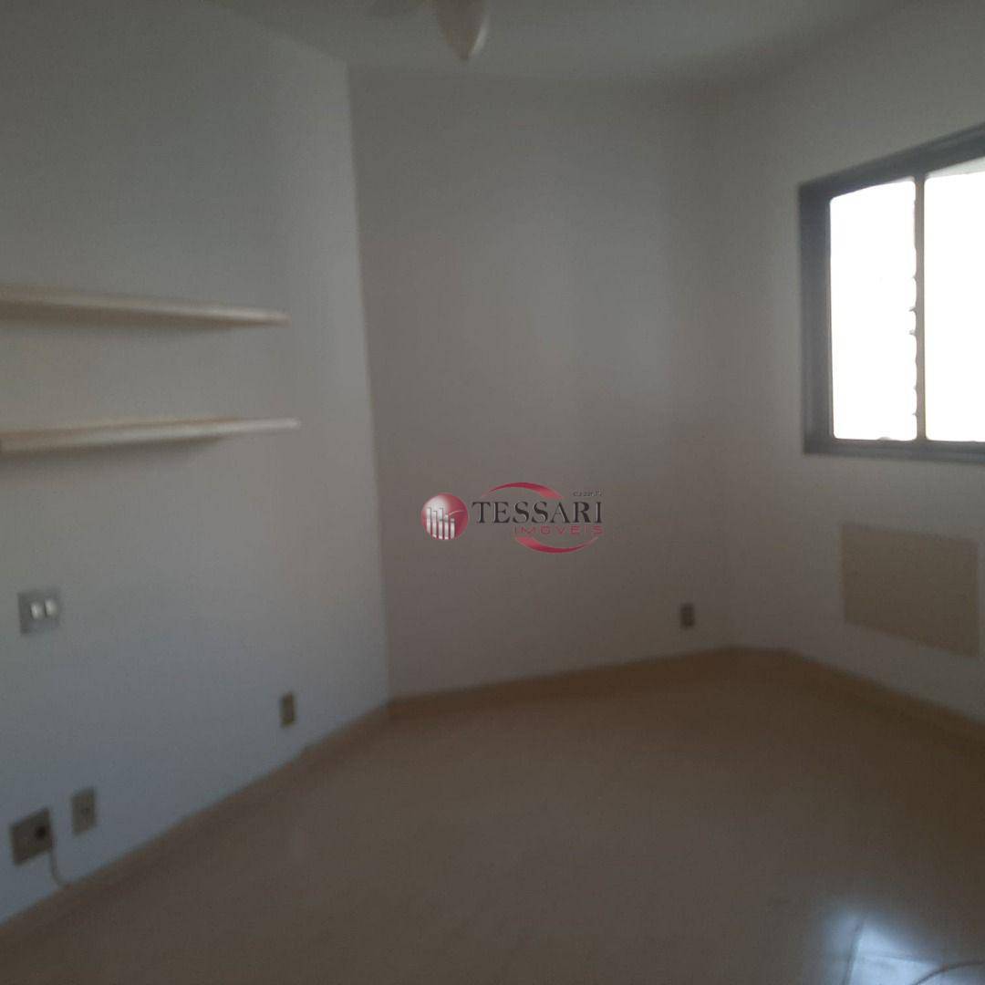 Apartamento à venda com 3 quartos, 167m² - Foto 24