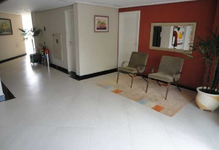 Apartamento à venda com 2 quartos, 58m² - Foto 2