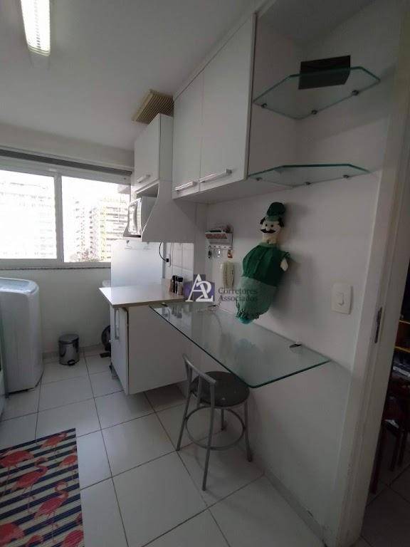 Apartamento à venda com 2 quartos, 68m² - Foto 17