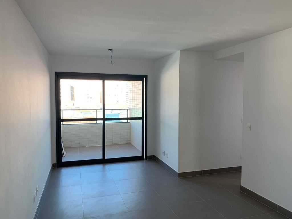 Apartamento à venda com 2 quartos, 62m² - Foto 6