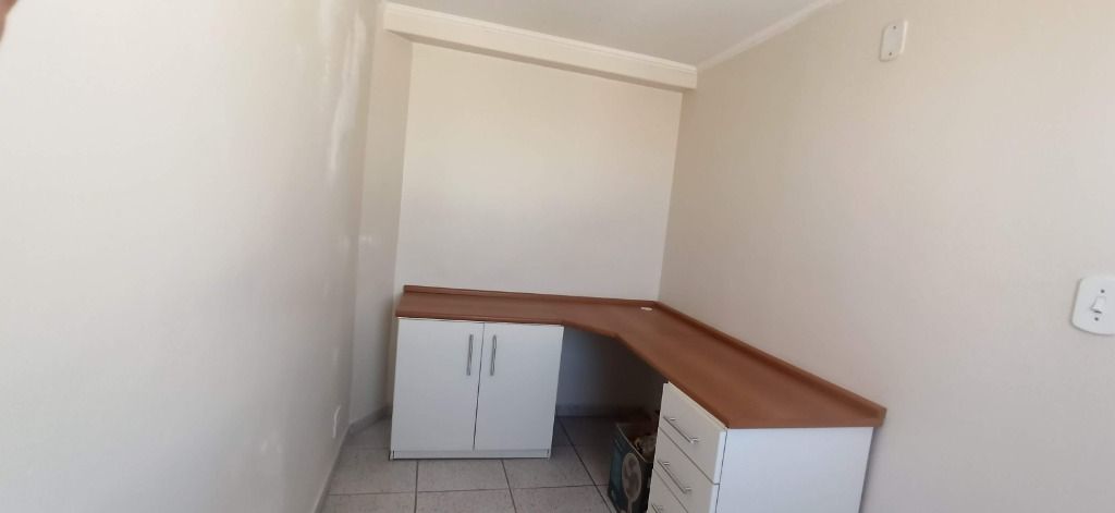 Apartamento para alugar com 3 quartos, 140m² - Foto 61