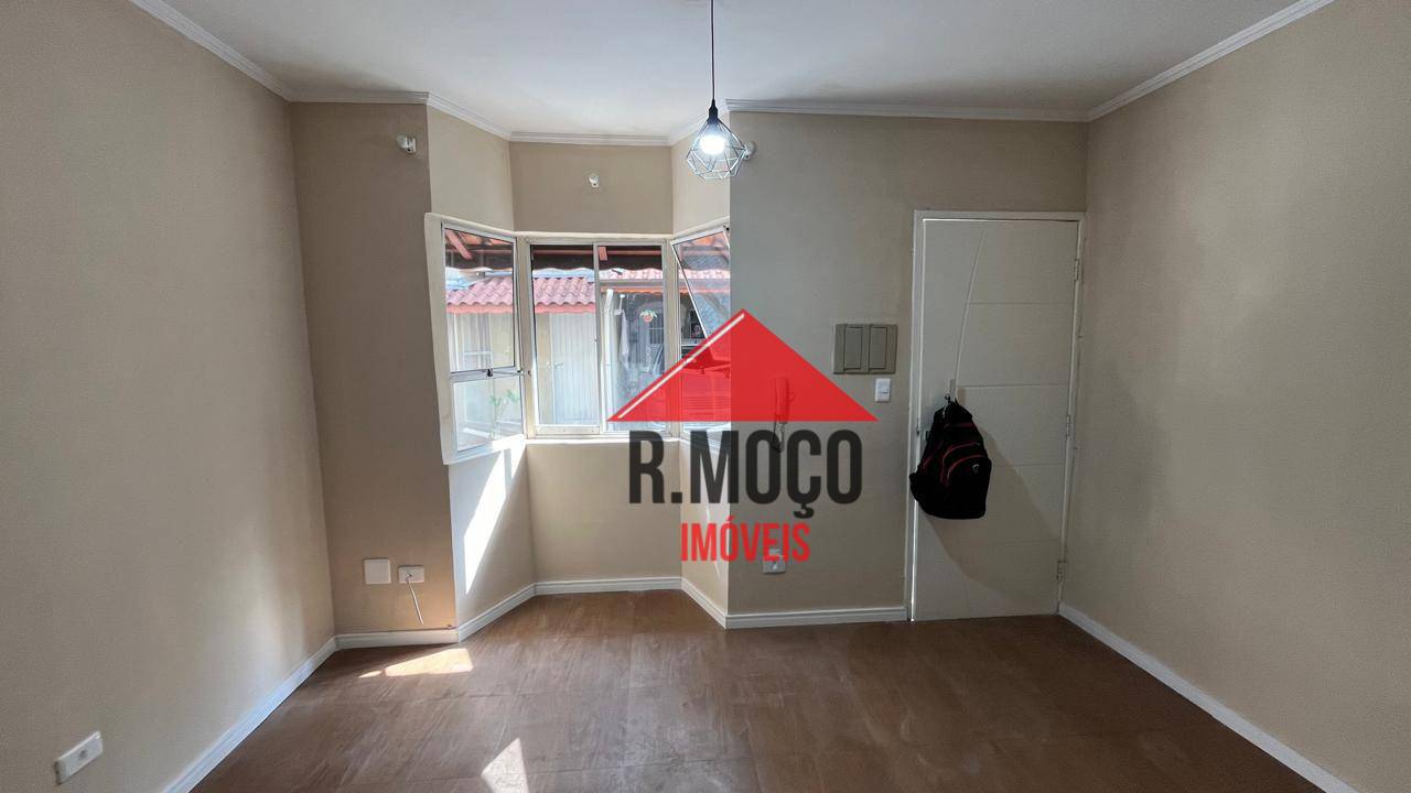 Casa de Condomínio para alugar com 2 quartos, 70m² - Foto 10