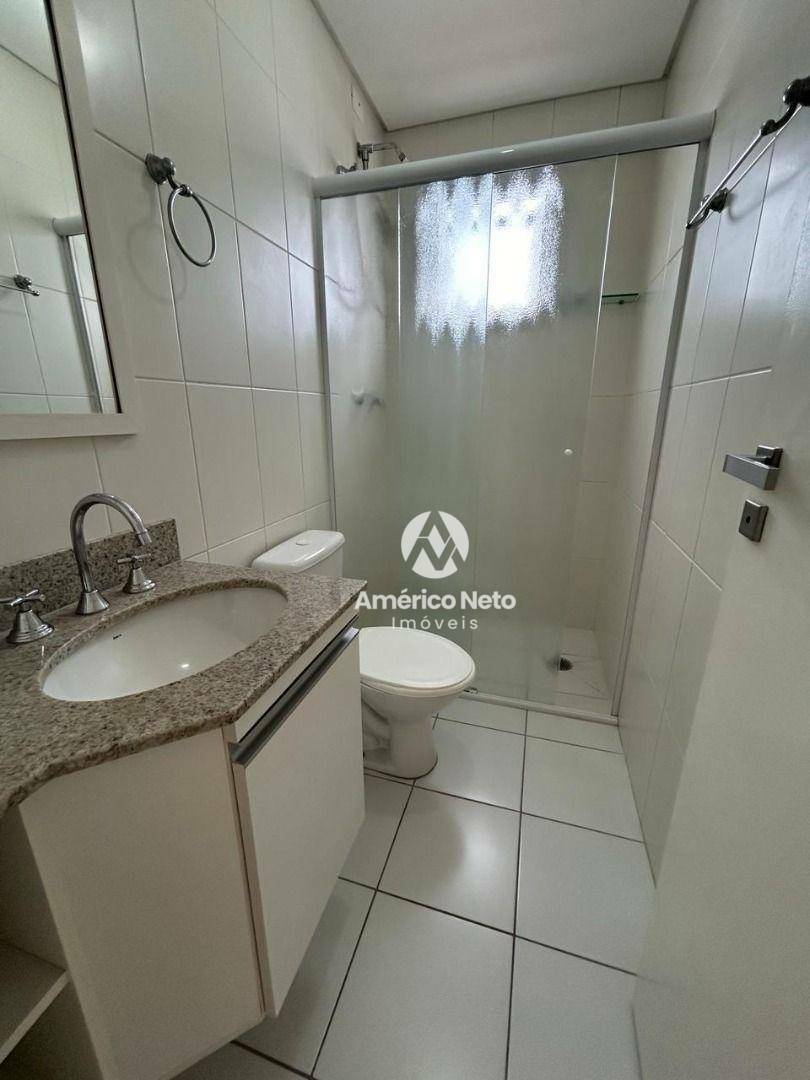 Apartamento para alugar com 2 quartos, 60m² - Foto 15