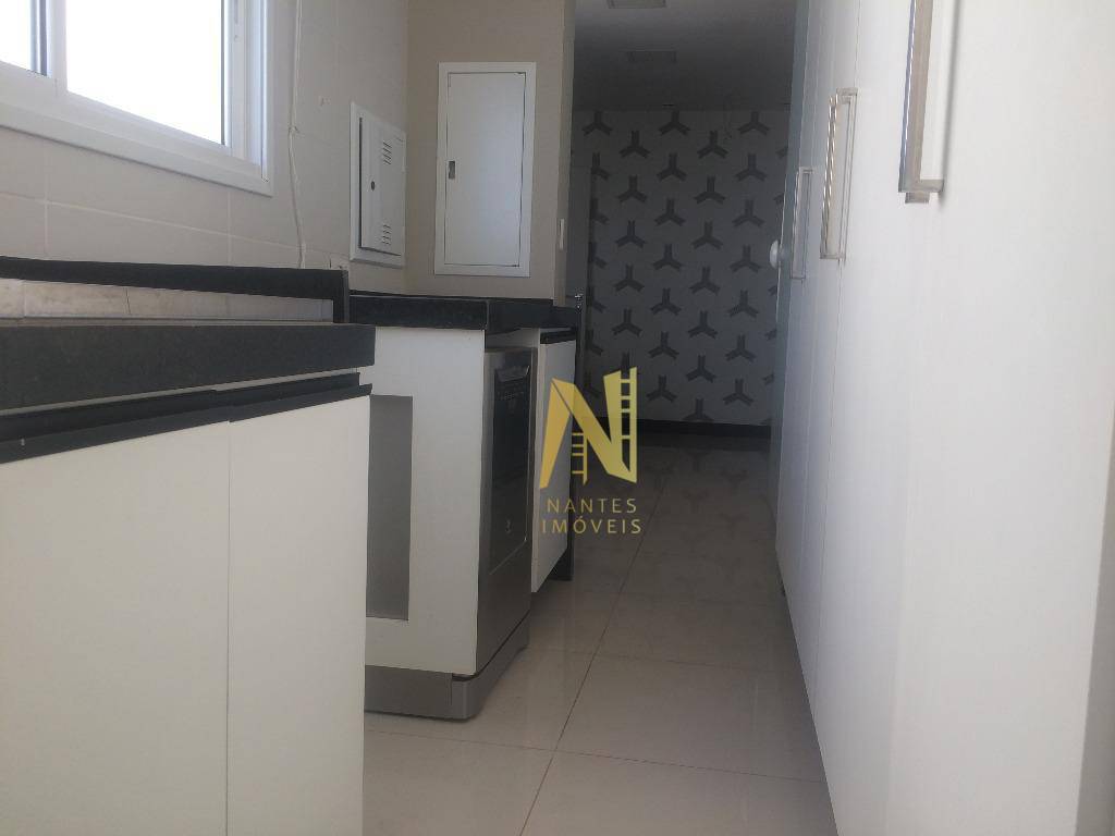 Apartamento à venda com 3 quartos, 182m² - Foto 34