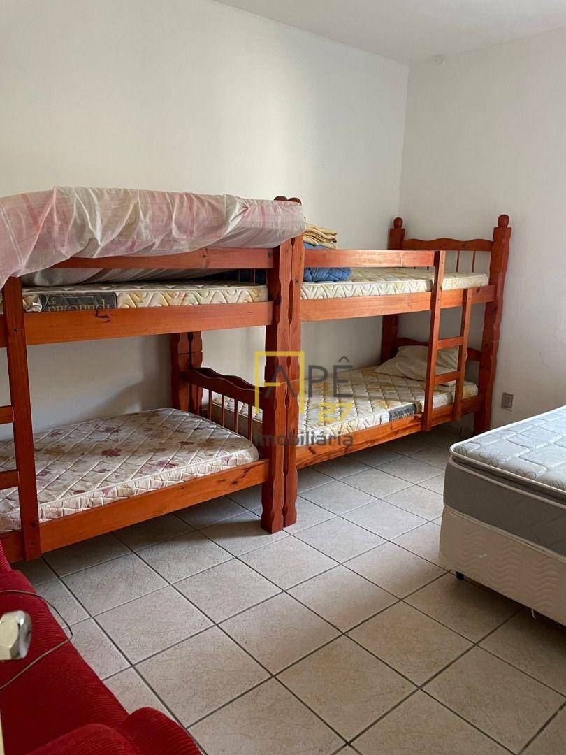 Casa para alugar com 3 quartos, 290m² - Foto 22