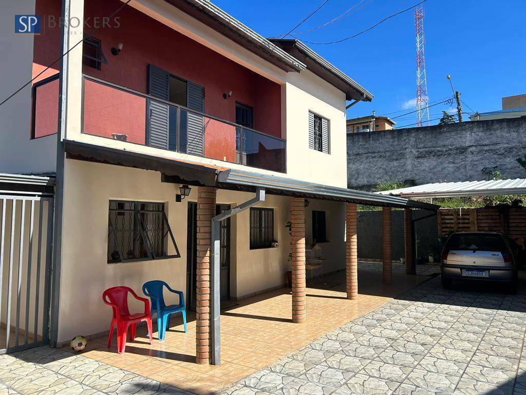 Casa à venda com 3 quartos, 270m² - Foto 2