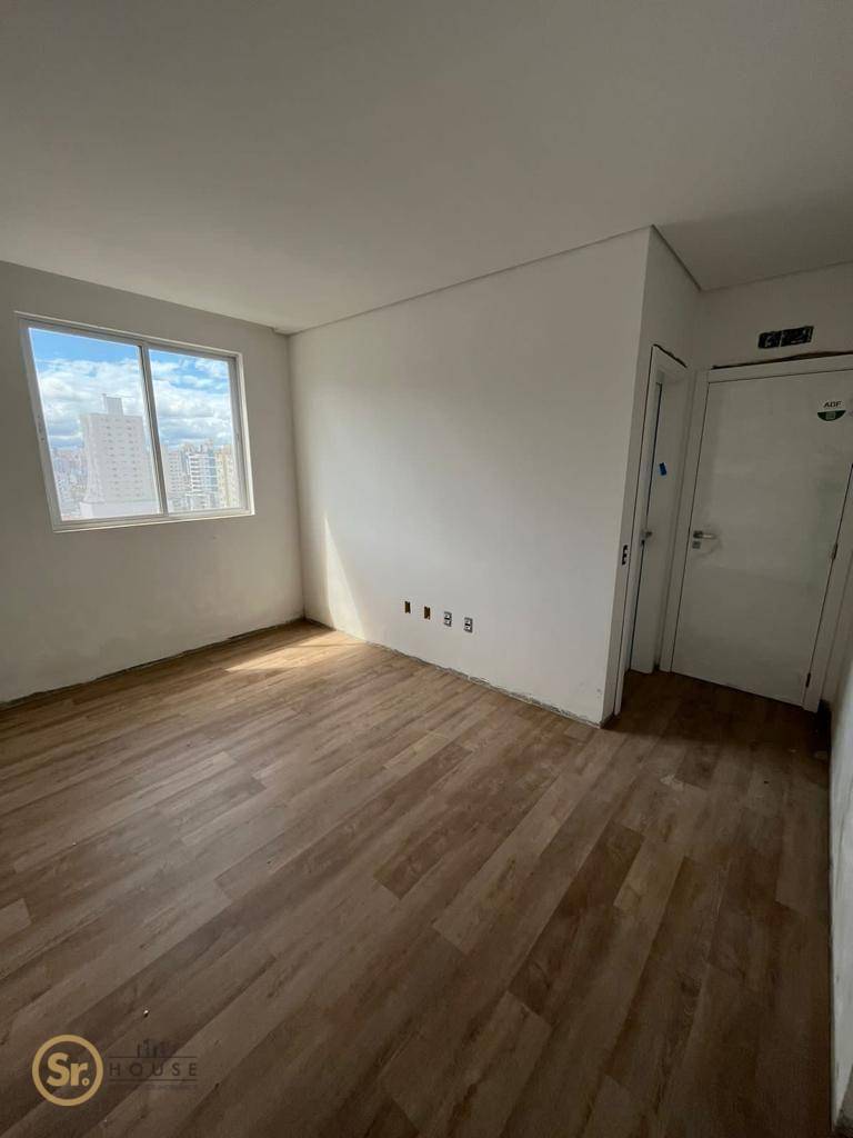 Apartamento à venda com 3 quartos, 112m² - Foto 5