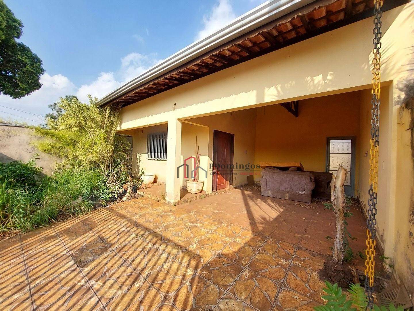 Casa à venda com 3 quartos, 120m² - Foto 2