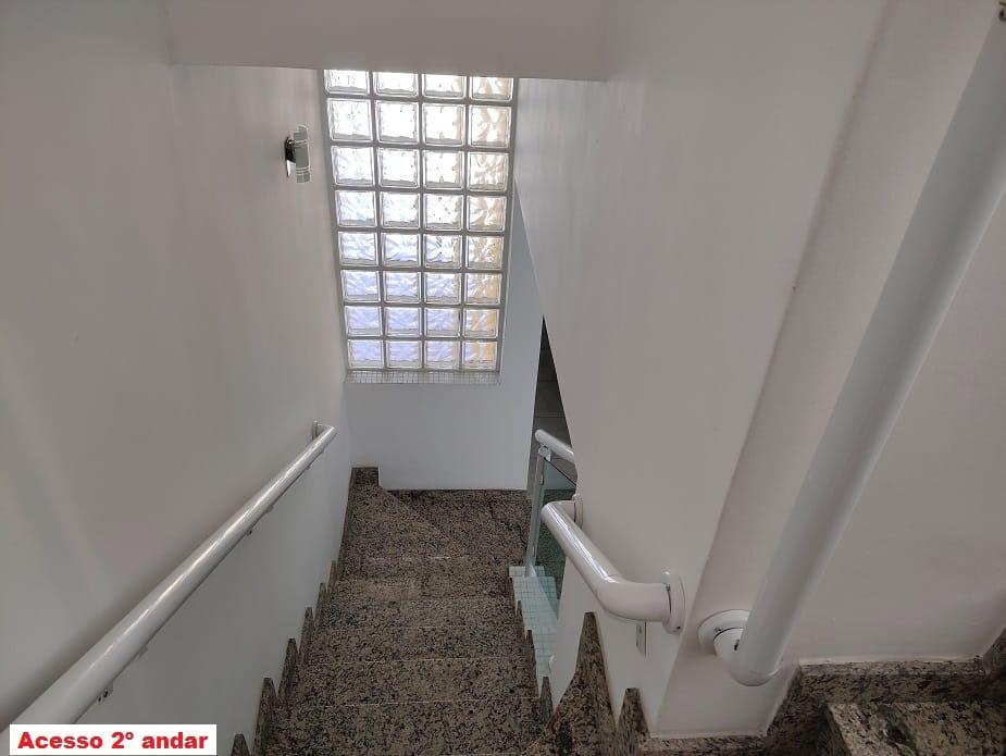 Casa à venda com 5 quartos, 286m² - Foto 10