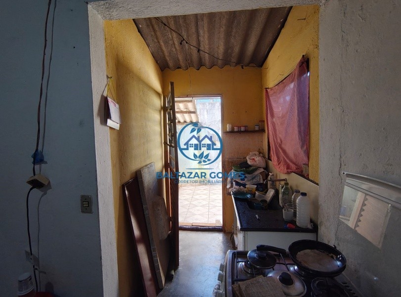 Casa à venda com 1 quarto, 100m² - Foto 7