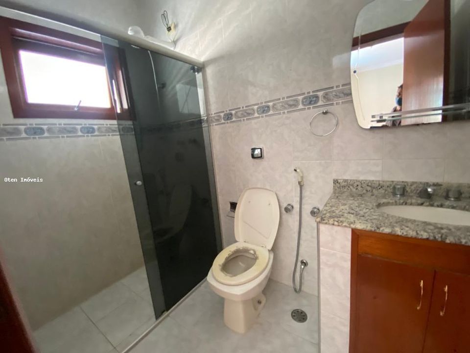 Casa de Condomínio à venda com 4 quartos, 600m² - Foto 31