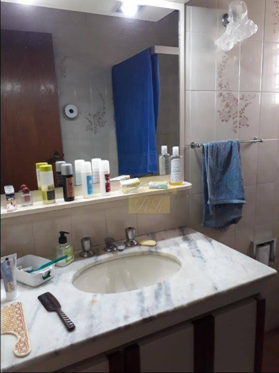 Sobrado à venda com 3 quartos, 250m² - Foto 19