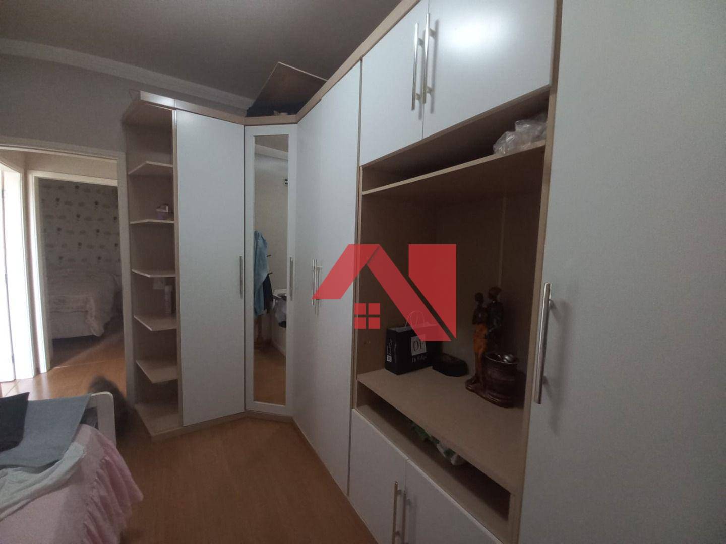 Apartamento à venda com 3 quartos, 116m² - Foto 9