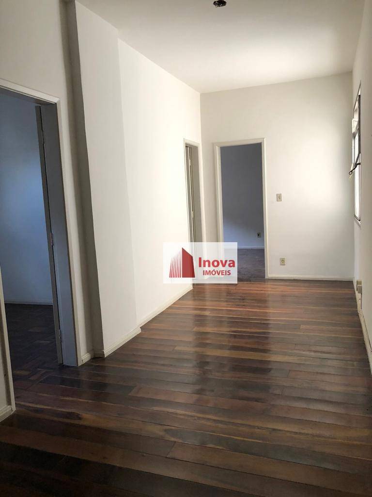 Apartamento à venda com 4 quartos, 230m² - Foto 14