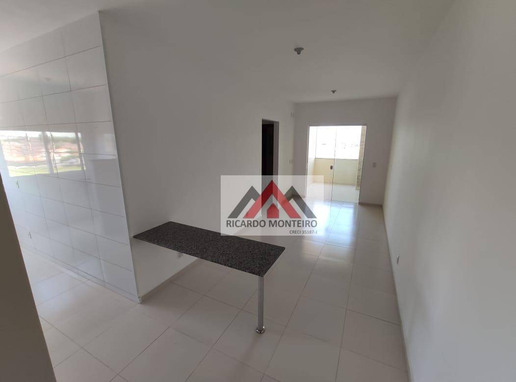 Apartamento à venda com 2 quartos, 68m² - Foto 2