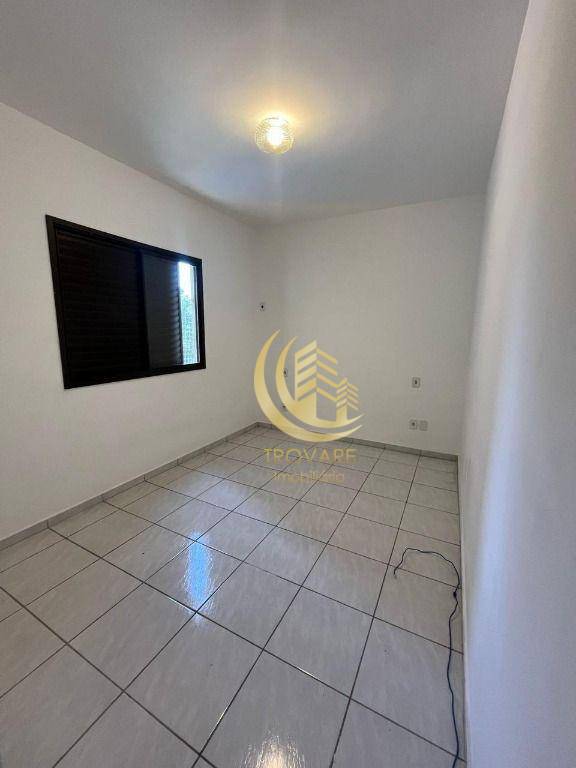 Apartamento à venda com 3 quartos, 90m² - Foto 4