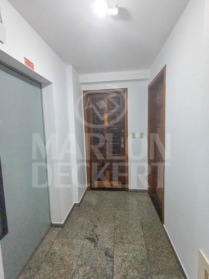 Apartamento à venda com 4 quartos, 188m² - Foto 6