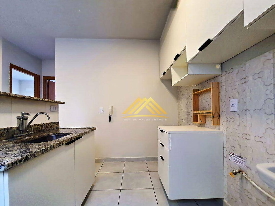 Apartamento à venda com 2 quartos, 43m² - Foto 4