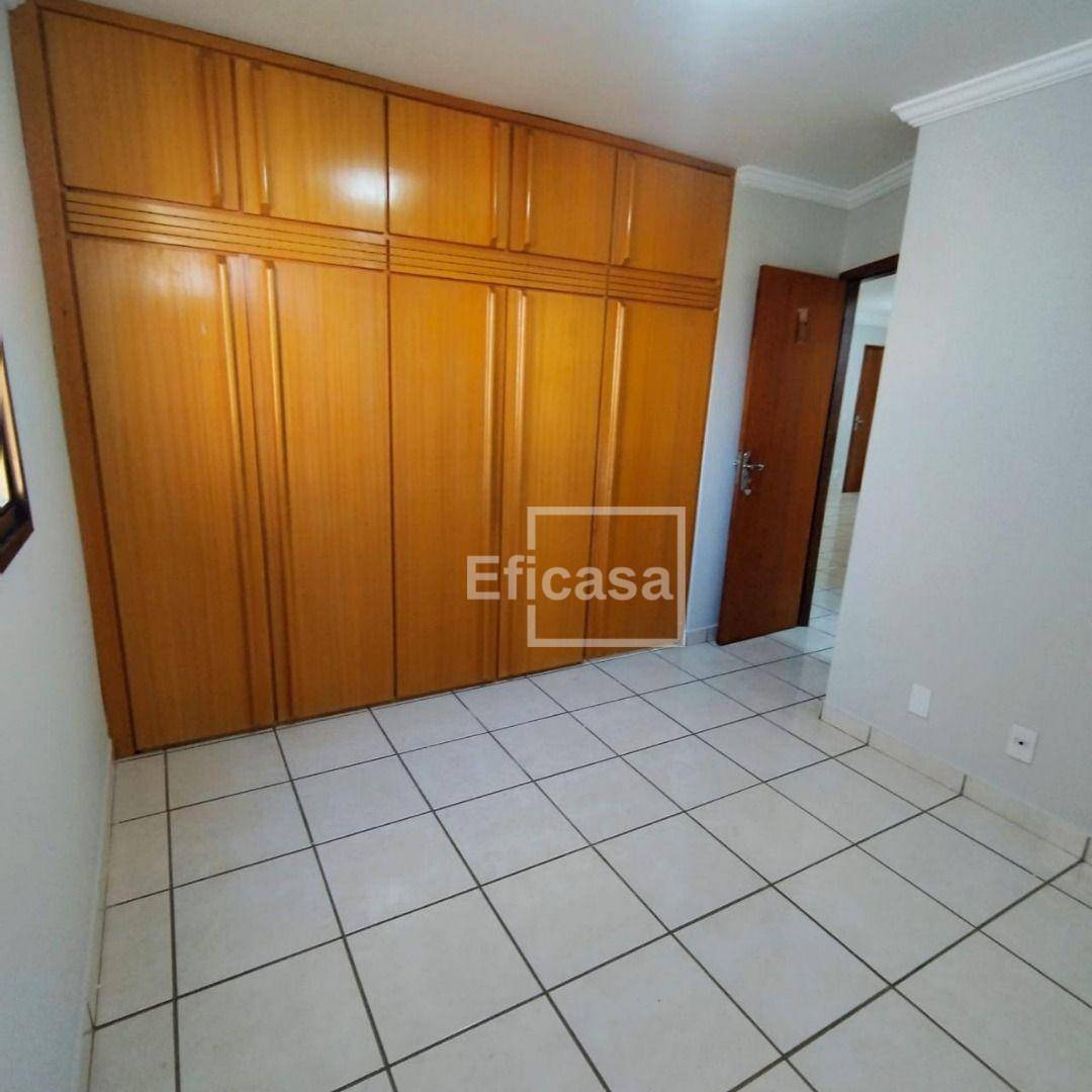 Apartamento à venda com 2 quartos, 70m² - Foto 6