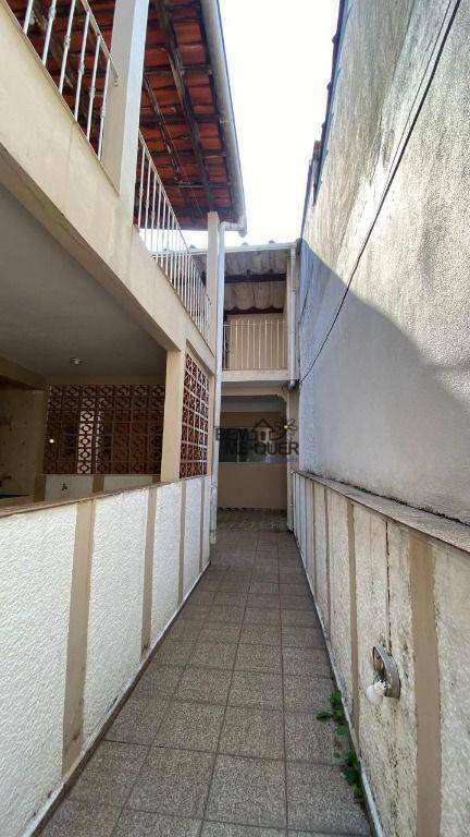 Sobrado à venda com 4 quartos, 230m² - Foto 41