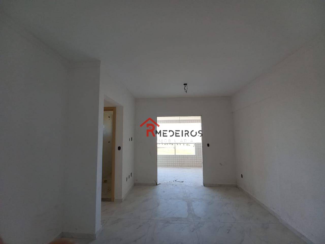 Apartamento à venda com 2 quartos, 78m² - Foto 2