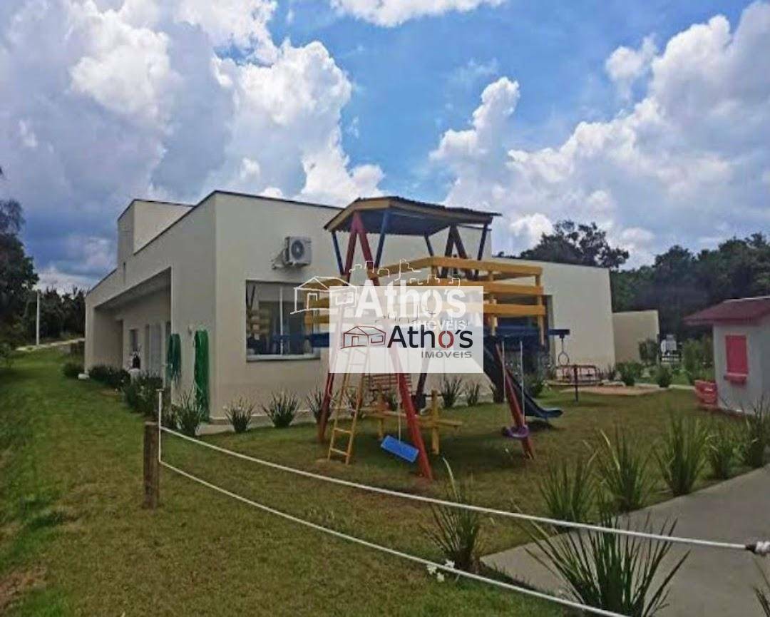 Sobrado à venda com 3 quartos, 244m² - Foto 9