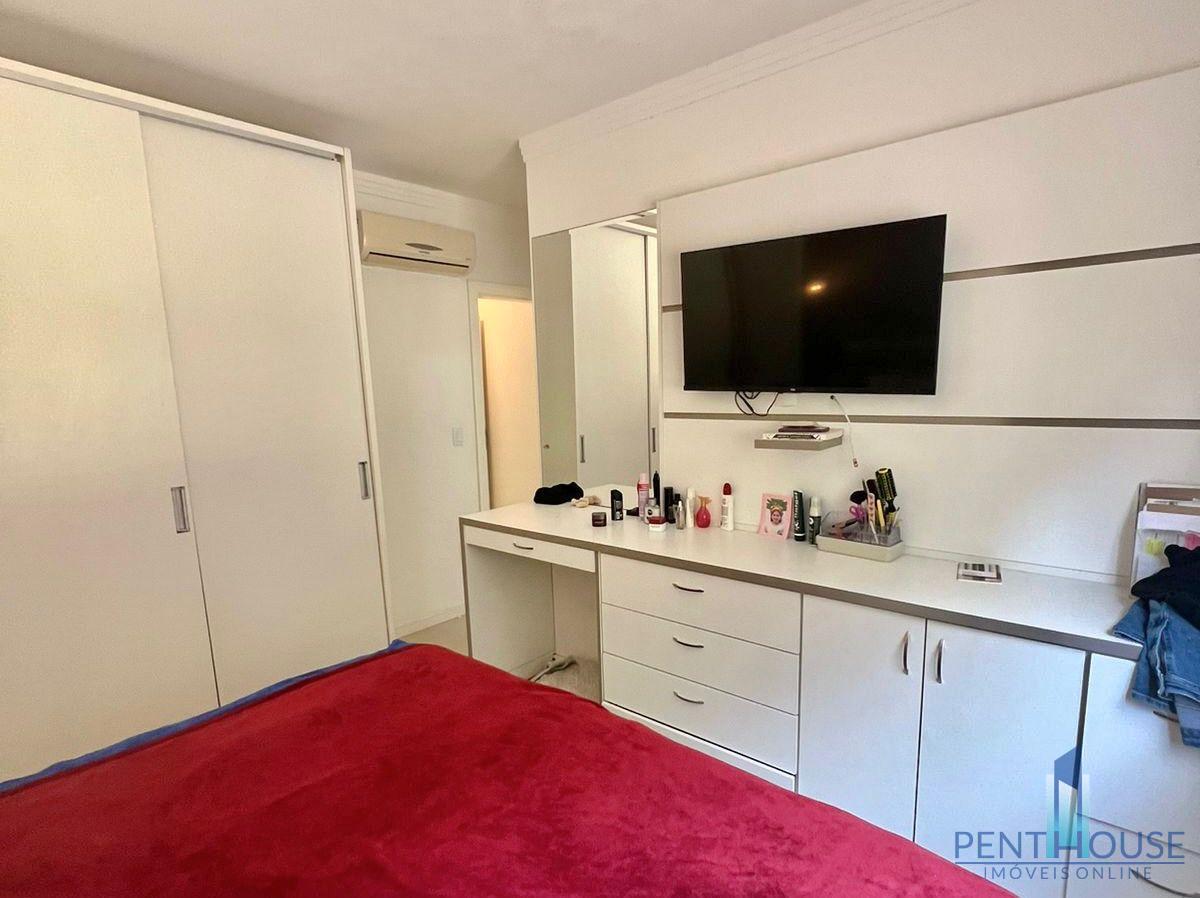 Apartamento à venda com 3 quartos, 140m² - Foto 8