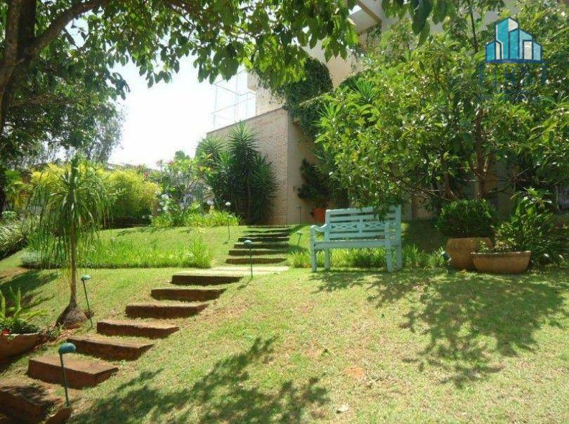 Casa de Condomínio à venda com 4 quartos, 750m² - Foto 26