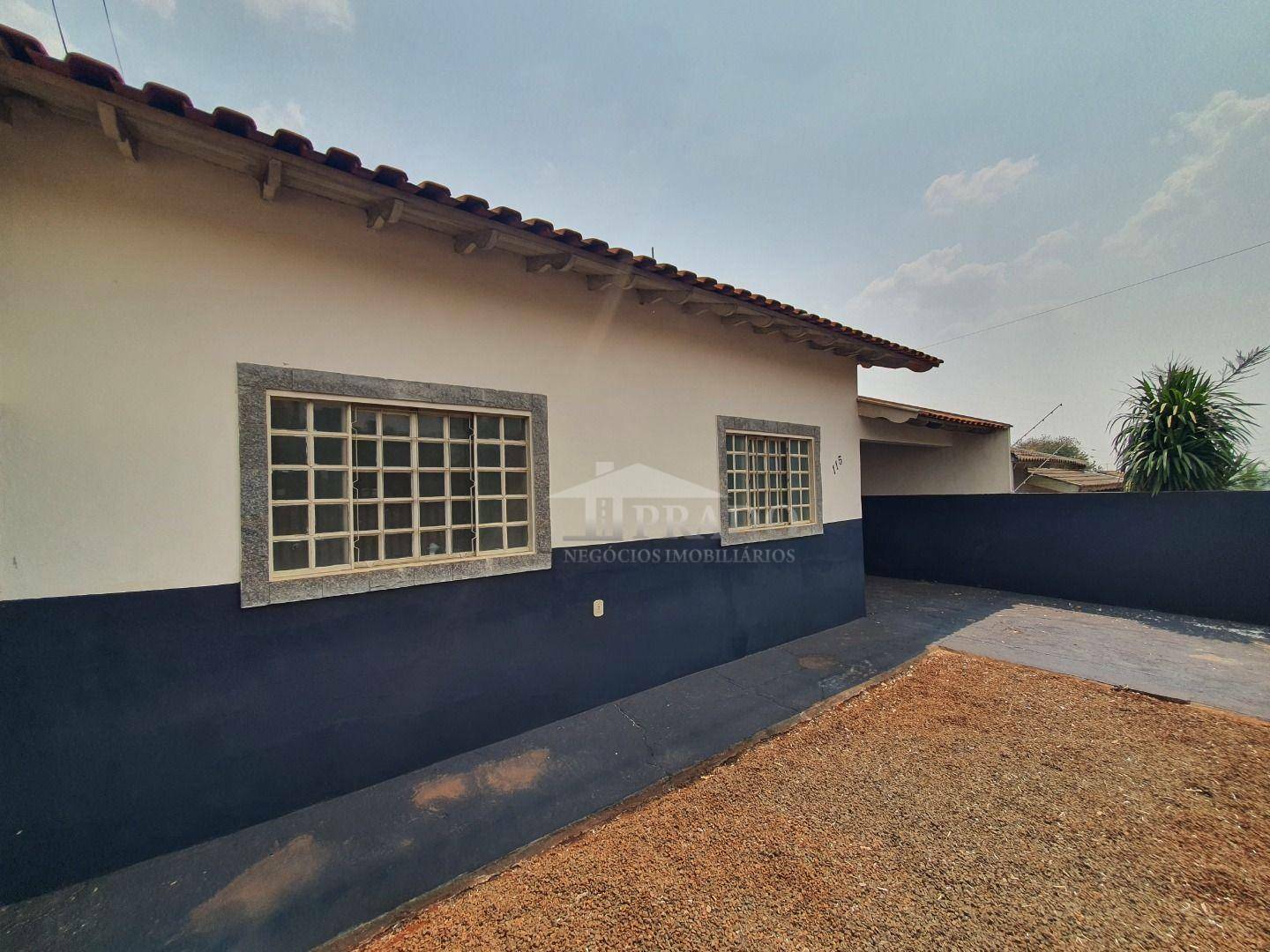 Casa para alugar com 3 quartos, 90m² - Foto 4