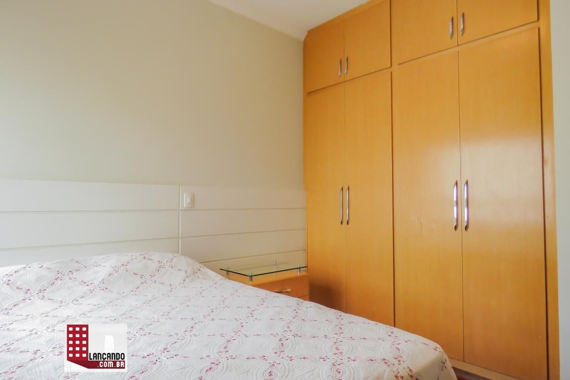 Apartamento à venda com 4 quartos, 260m² - Foto 2