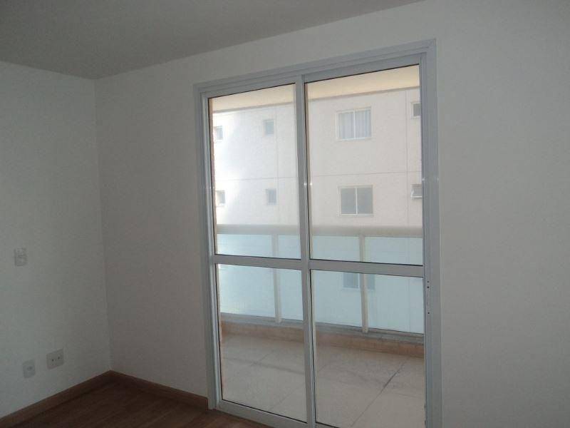 Apartamento à venda com 4 quartos, 251m² - Foto 9